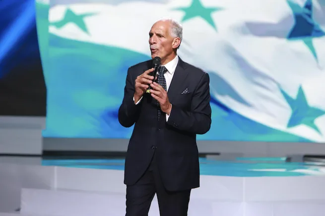 Nasry Asfura viajó al mediodía de hoy a Estados Unidos e Israel para fortalecer relaciones económicas y de seguridad antes de asumir la presidencia