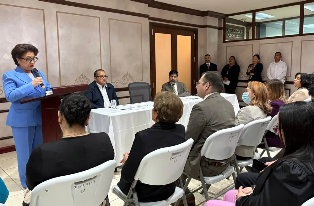 Presidenta de la CSJ defiende independencia judicial y confirma presencia en toma de posesión de Asfura