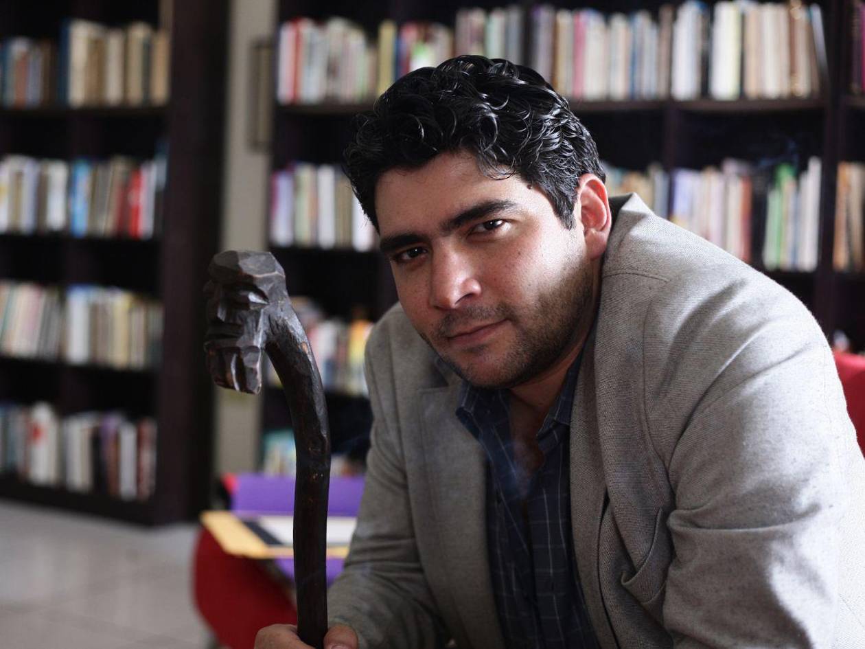 Universidad de México distingue al hondureño Rolando Kattan por su aporte a la poesía