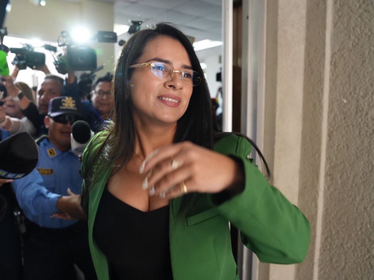 “Con la frente en alto”: Isis Cuéllar comparece ante la Corte y niega actos de corrupción