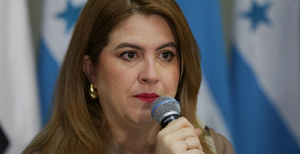 Cossette López advierte que quienes frenen juicios políticos serán “cómplices” de la crisis democrática