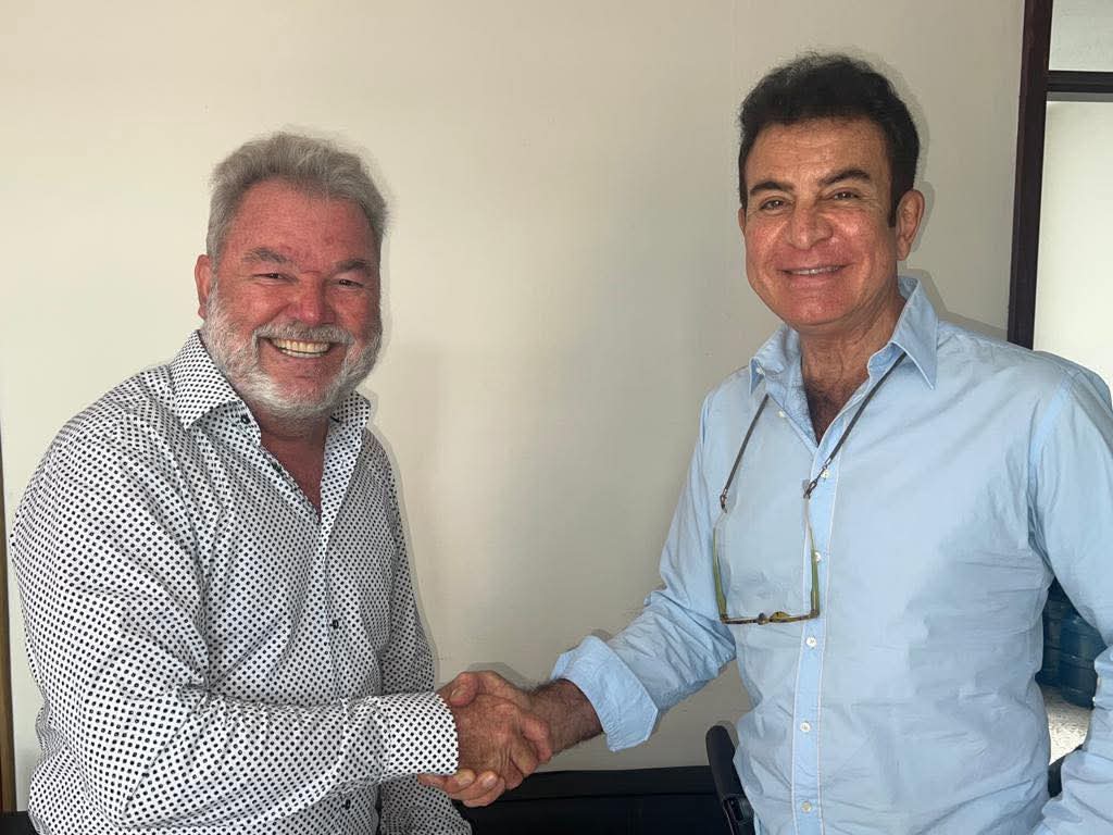 “Tiene esquizofrenia” Polémica por declaraciones de Roberto Contreras sobre la salud mental de Salvador Nasralla