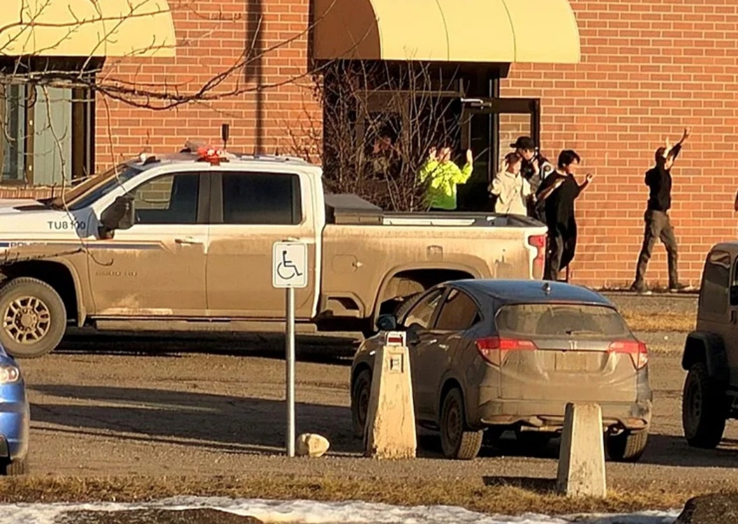 Mujer transgénero de 18 años protagoniza tiroteo en colegio de Canadá y deja al menos nueve muertos