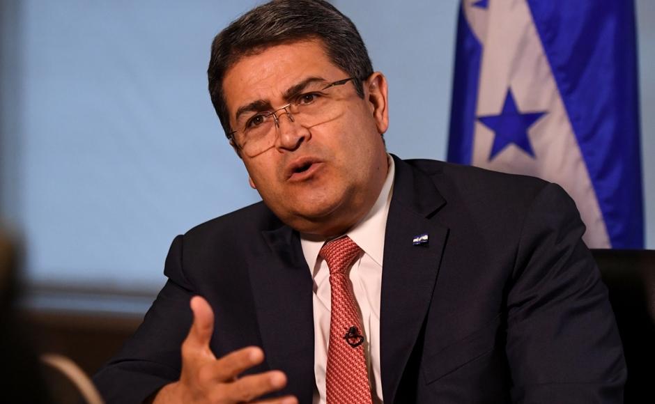 Defensa de Juan Orlando Hernández mueve fichas para frenar su captura en Honduras