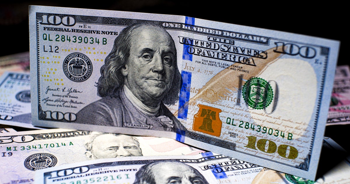 Firma de Trump aparecerá en nuevos billetes de dólar por el 250 aniversario de EEUU