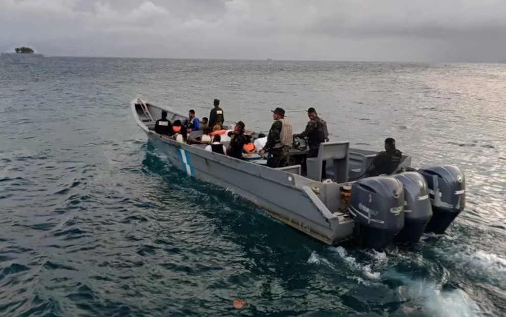 Dos mujeres y una bebé desaparecidas tras naufragio en el Caribe de Honduras