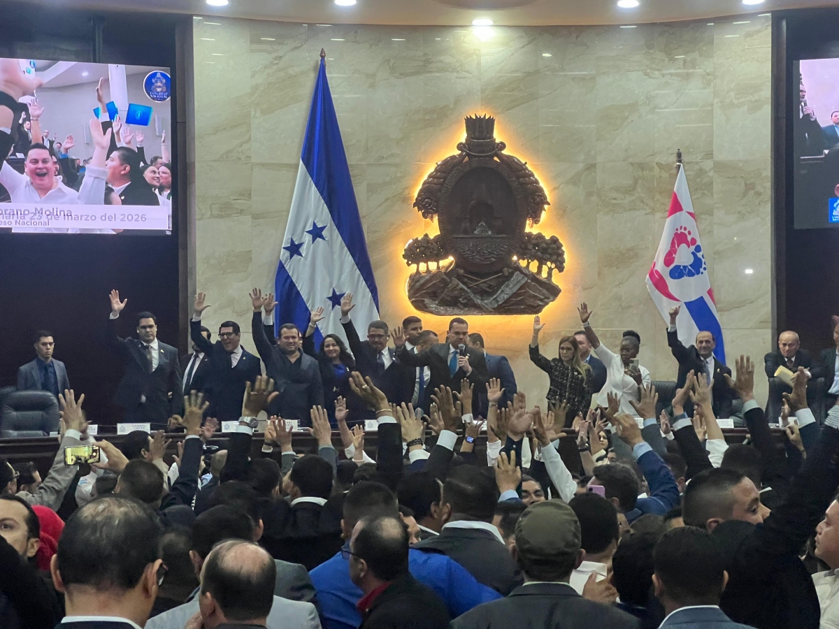 ¿Cuáles son los otros funcionarios que podrían enfrentar juicio político en Honduras?