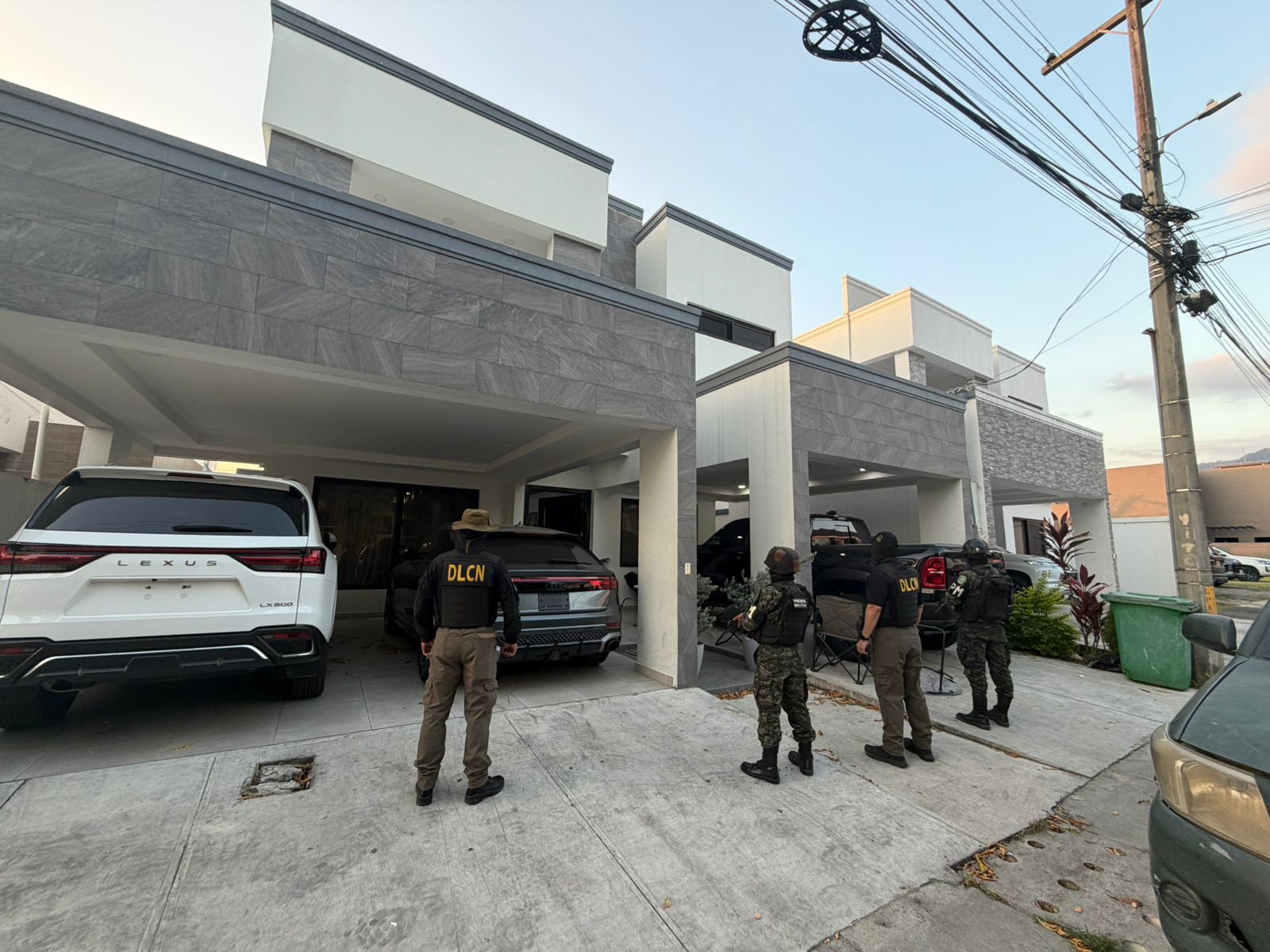 Operación antidrogas: MP ejecuta allanamientos en 10 departamentos, y lanza ofensiva contra estructura criminal que recibe cargamentos de cocaína desde Colombia en La Mosquitia