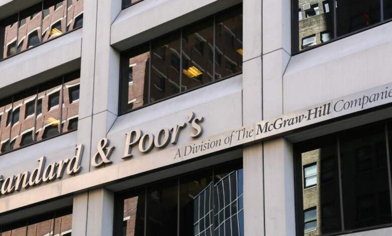 Standard & Poor’s mejora la perspectiva de Honduras de negativa a estable, mantiene calificación BB-/B