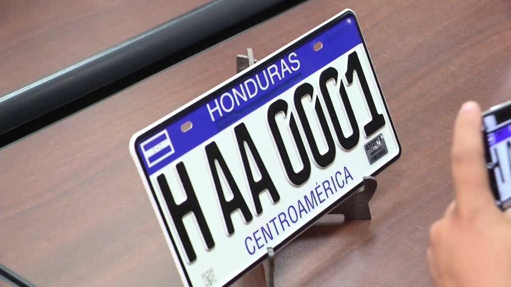 Honduras implementa placas inteligentes y moderniza seguridad vehicular