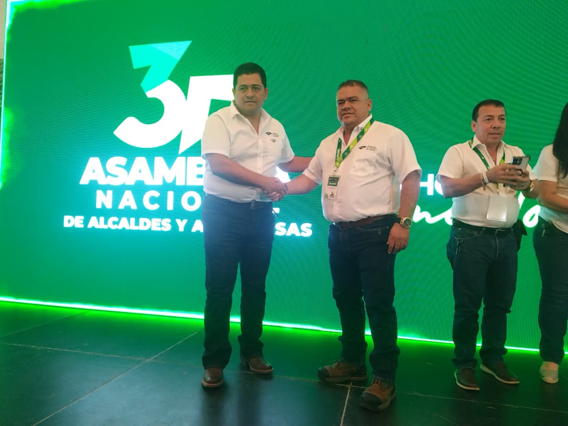 Juan Carlos Molina, alcalde de Olanchito, es electo nuevo presidente de la AMHON