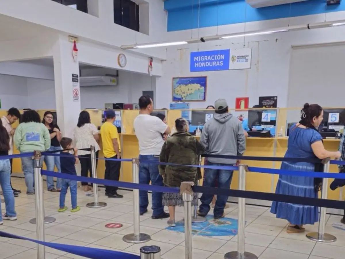 Migración aclara que no exige vacuna contra el sarampión a viajeros durante Semana Santa para ingresar a Honduras