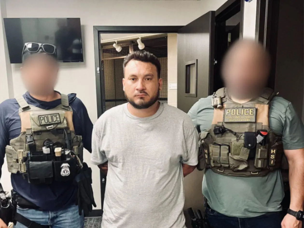 Hondureño recibe más de seis años de cárcel por agredir a agente de ICE en Oklahoma