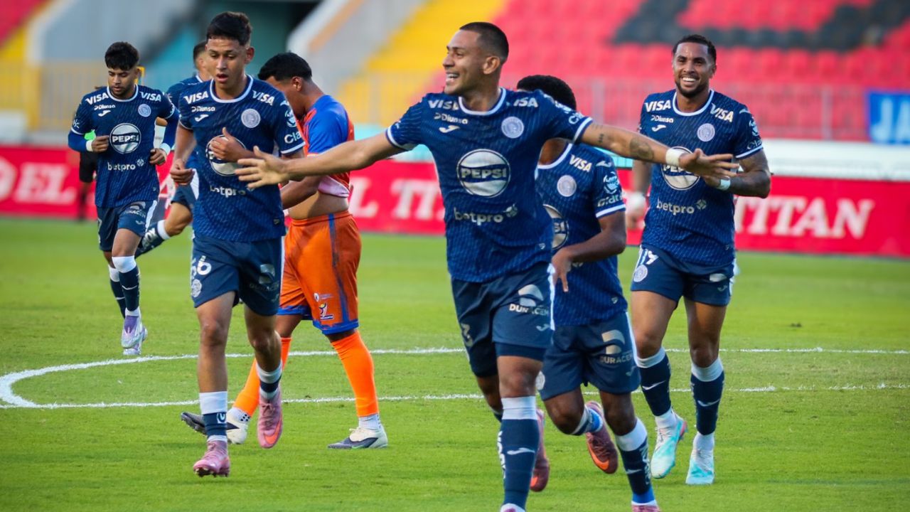 Motagua doblega a Lobos de la UPNFM y sigue más líder que nunca en la Liga Nacional