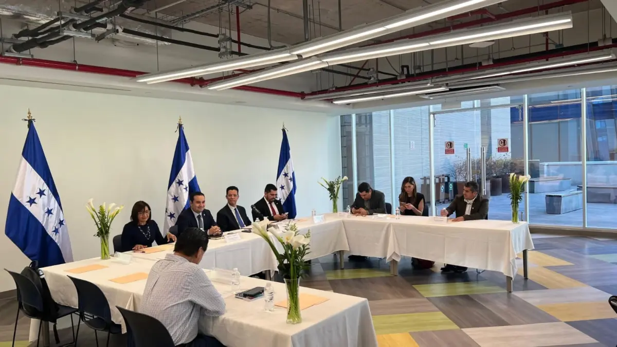 Centrales obreras intensifican diálogo salarial y buscan acuerdo antes del feriado de Semana Santa