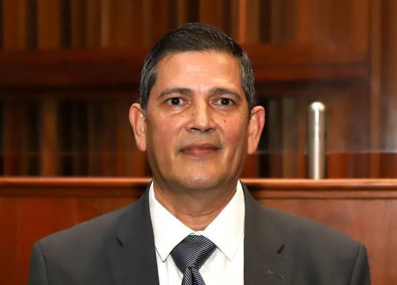 Wagner Vallecillo podría asumir presidencia de la CSJ tras presión a Rebeca Ráquel Obando