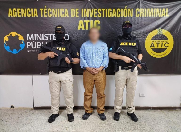 Por violación agravada continuada de estudiante continuará recluido director de centros educativos