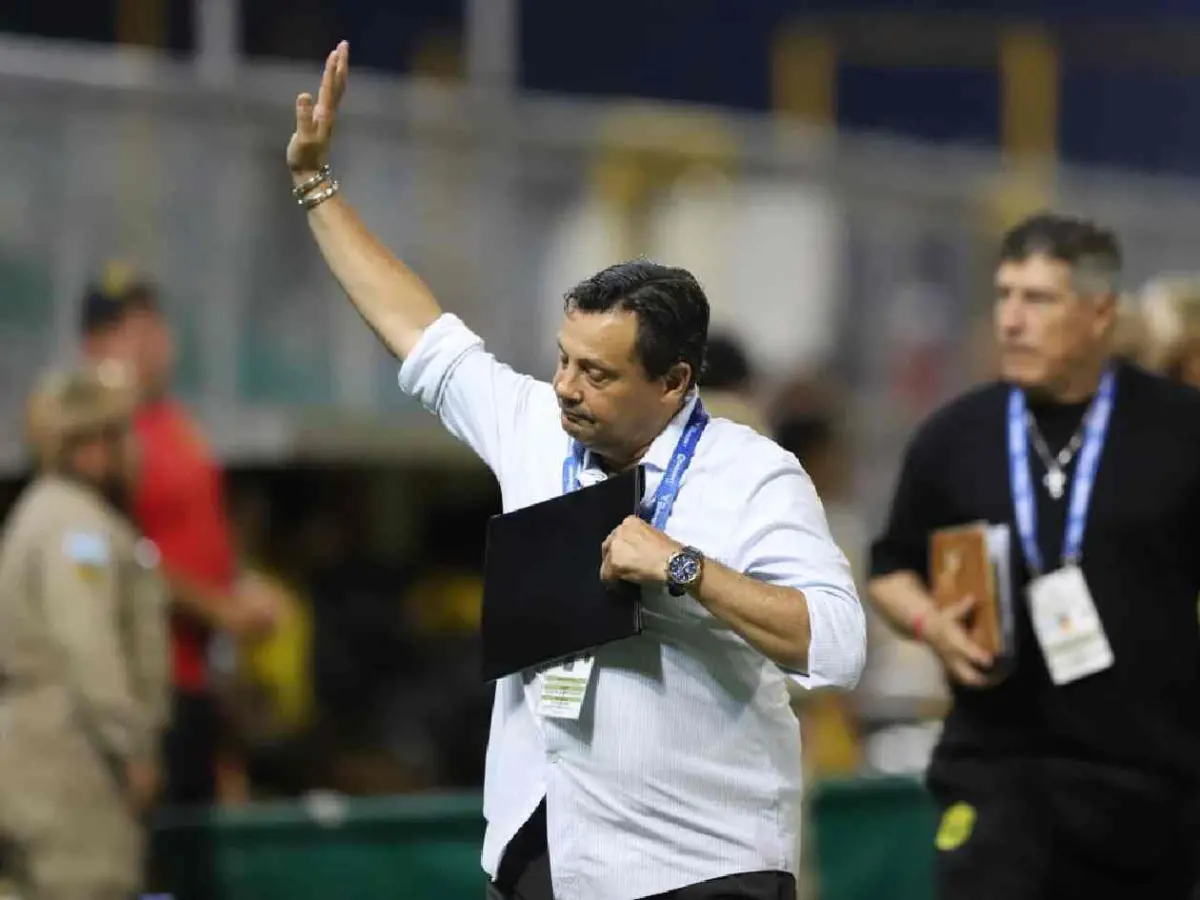 Real España recibe fuertes sanciones tras incidente en el estadio Rubén Deras